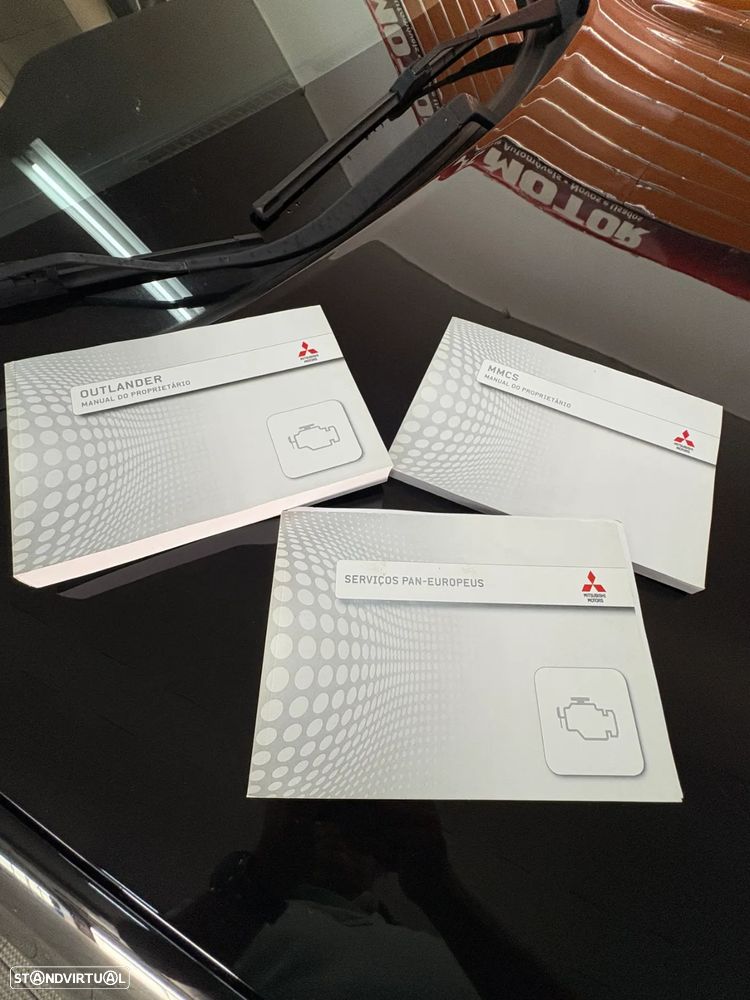 Mitsubishi Outlander 2.2 DI-D Intense Black Edition - 27