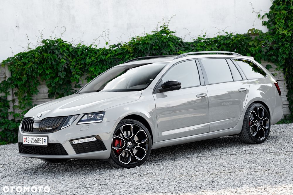 Skoda Octavia 2.0 TSI RS - 6