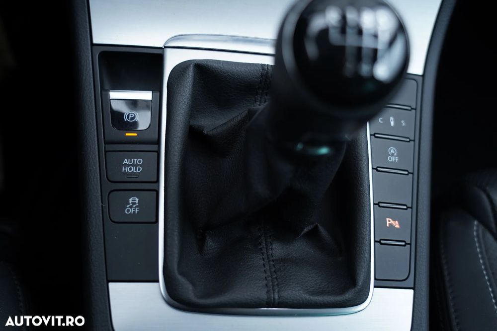 Volkswagen Passat CC 2.0 TDI BlueMotion Technology Exclusive - 14