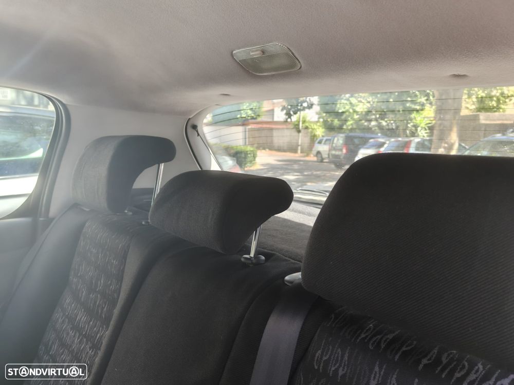 Peugeot 307 1.4 HDi XS Premium - 5