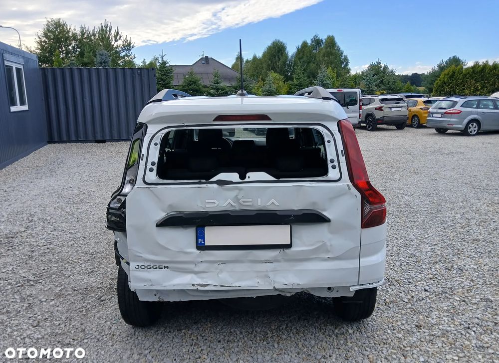 Dacia Jogger 1.0 TCe Essential 7os - 6