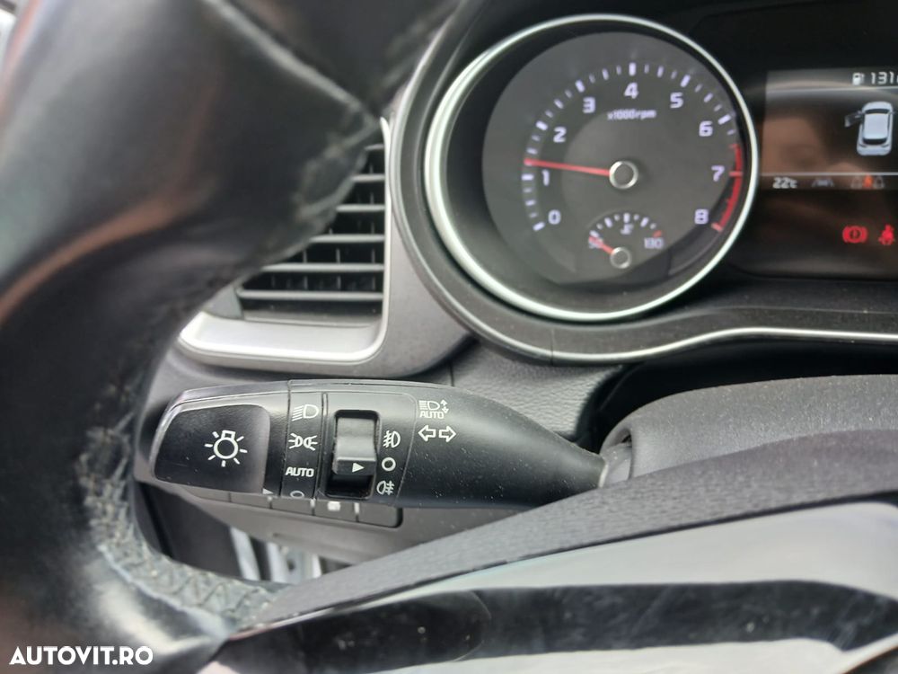 Kia Ceed 1.5 T-GDI 6MT Best - 10