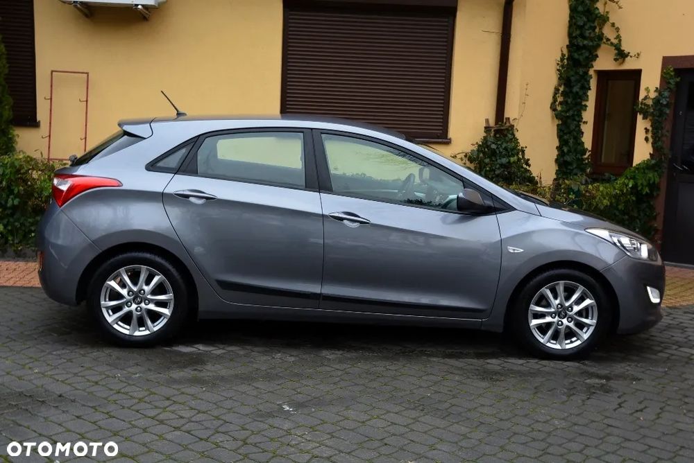 Hyundai i30 1.4 Comfort - 10