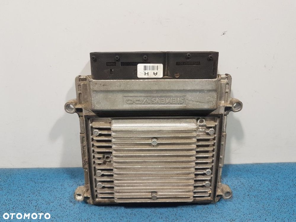 KIA CARENS III STEROWNIK SILNIKA UND7K0COEA G4KA6H304715 - 1