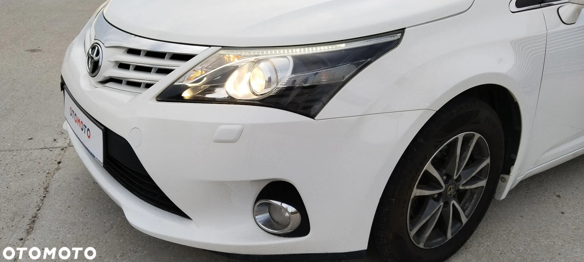 Toyota Avensis Combi 2.0 D-4D Edition - 26