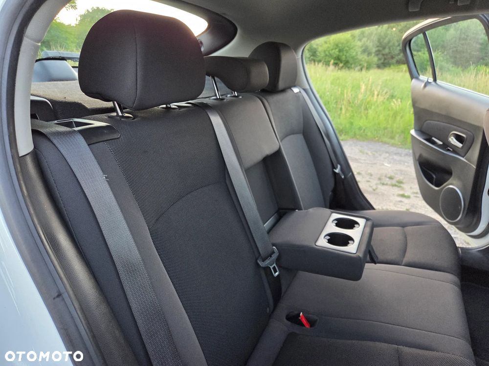 Chevrolet Cruze 1.8 LTZ+ - 24
