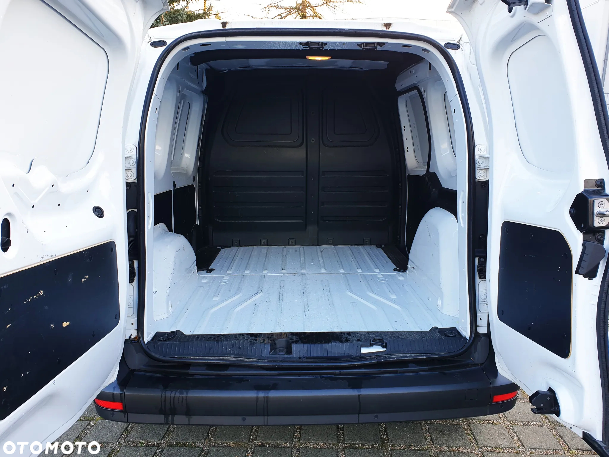 Mercedes-Benz CITAN - 12