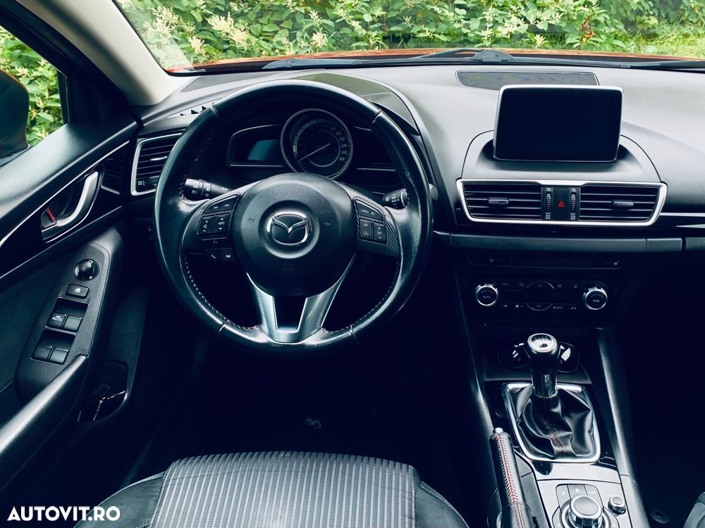 Mazda 3 - 9