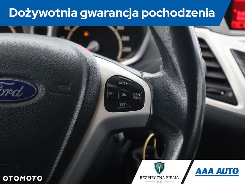 Ford Fiesta - 21