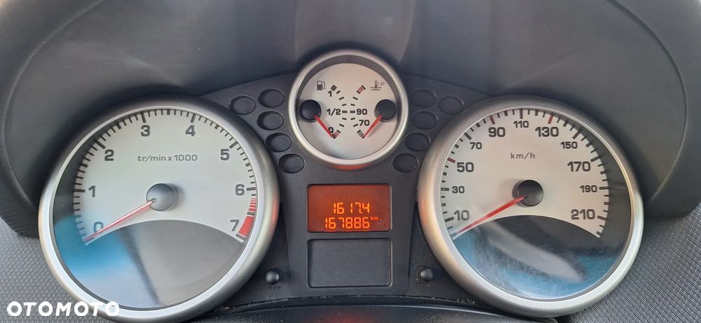 Peugeot 207 75 Millesim 200 - 10