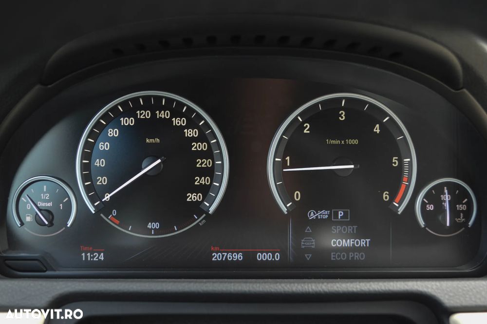 BMW Seria 5 520d Aut. Luxury Line - 17