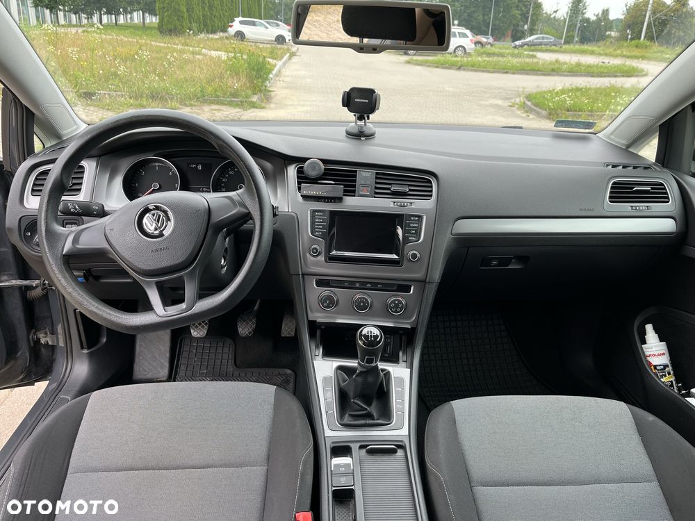 Volkswagen Golf - 5