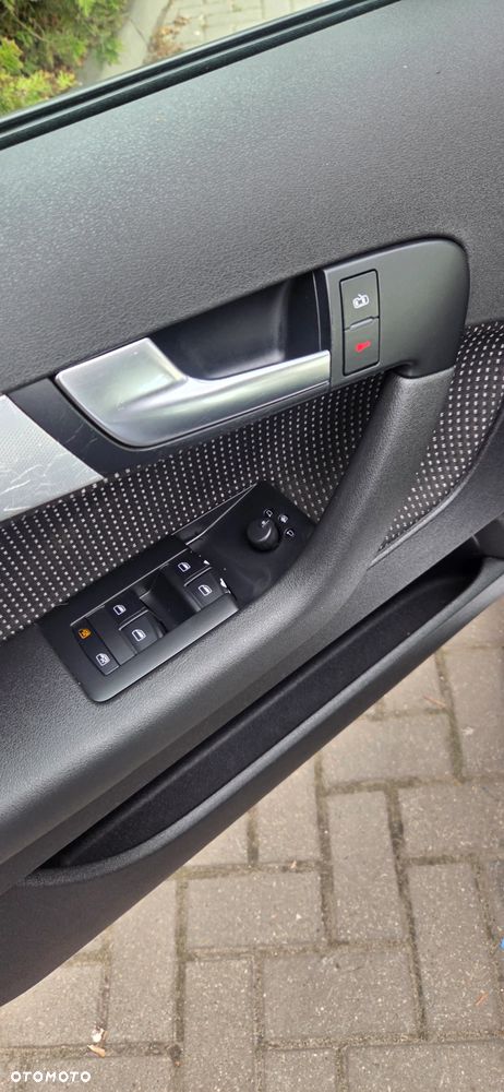 Audi A3 Sportback 1.8 TFSI Attraction S tronic - 25