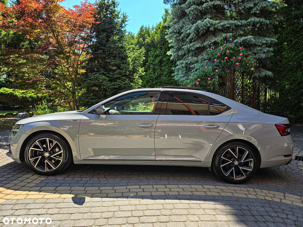 Skoda Superb 2.0 TDI SCR Sportline DSG - 4