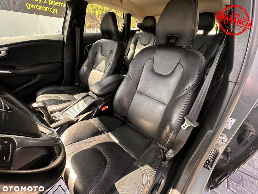 Volvo V40 - 19