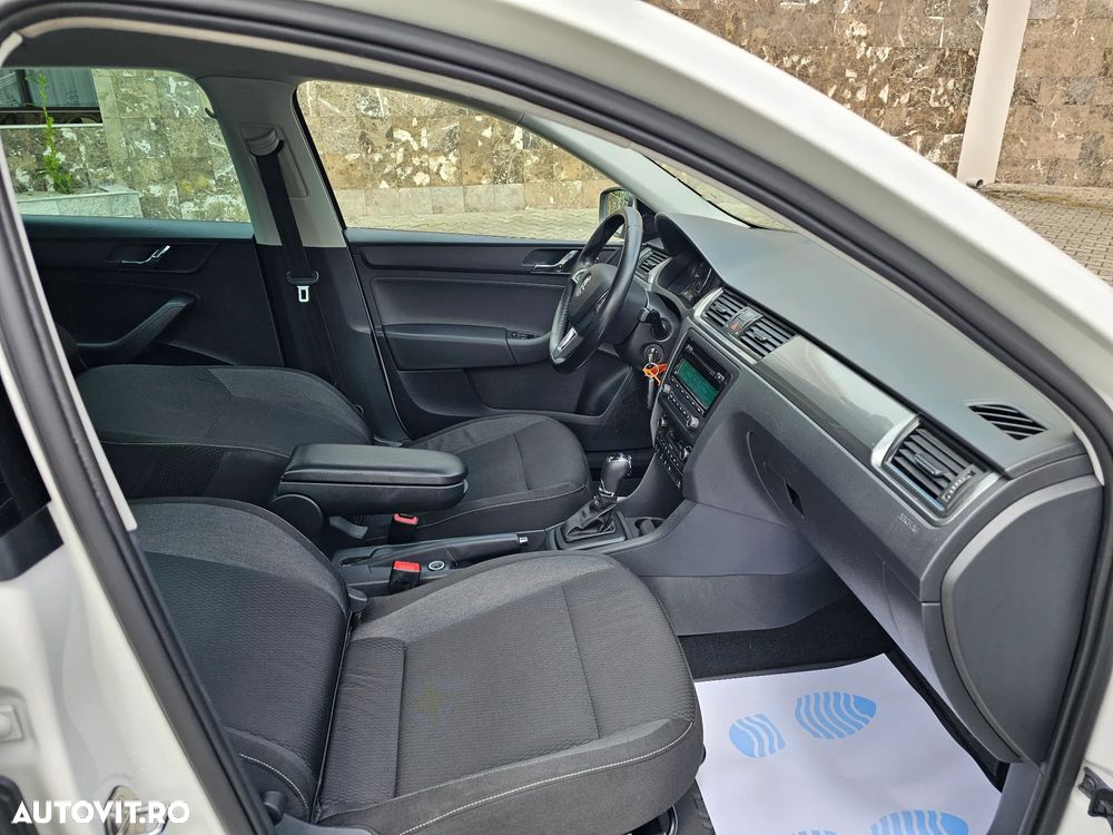 Skoda RAPID 1.4 TSI DSG Clever - 14