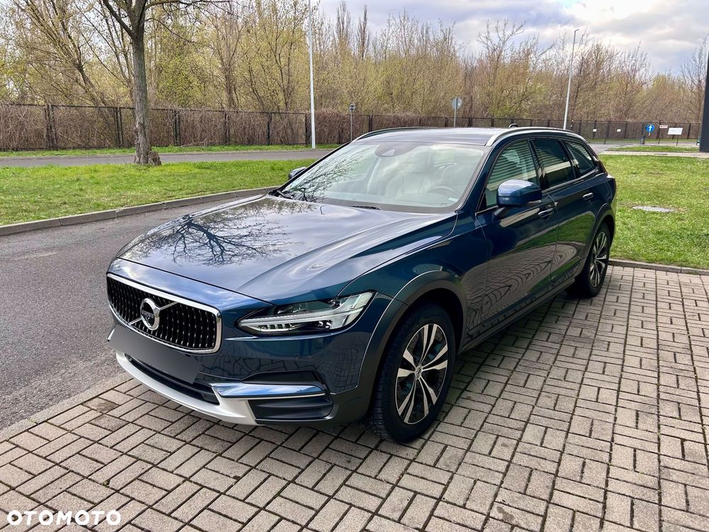 Volvo V90 Cross Country