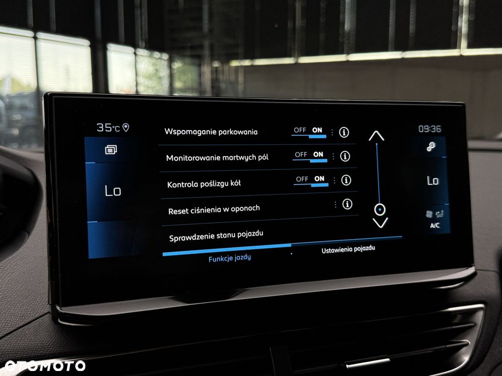 Peugeot 5008 1.2 PureTech Allure Pack S&S EAT8 - 34