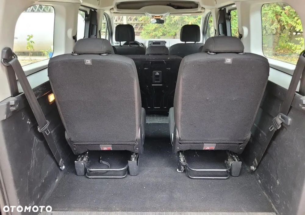 Citroën Berlingo XL 1.5 BlueHDI Live Pack S&S (7-os.) - 12
