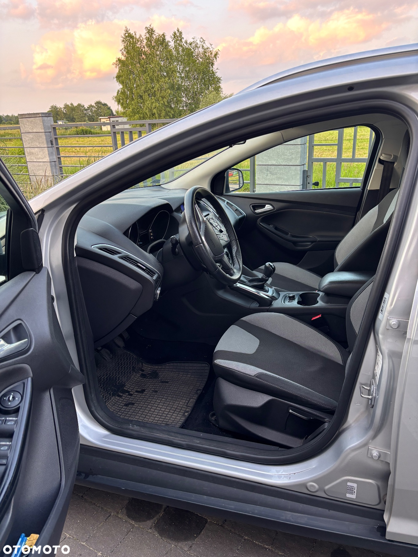 Ford Focus 1.6 Ambiente - 9