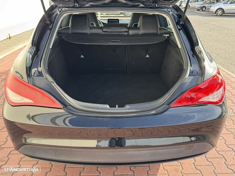 Mercedes-Benz CLA 180 d Shooting Brake Fleet Pack Plus - 32