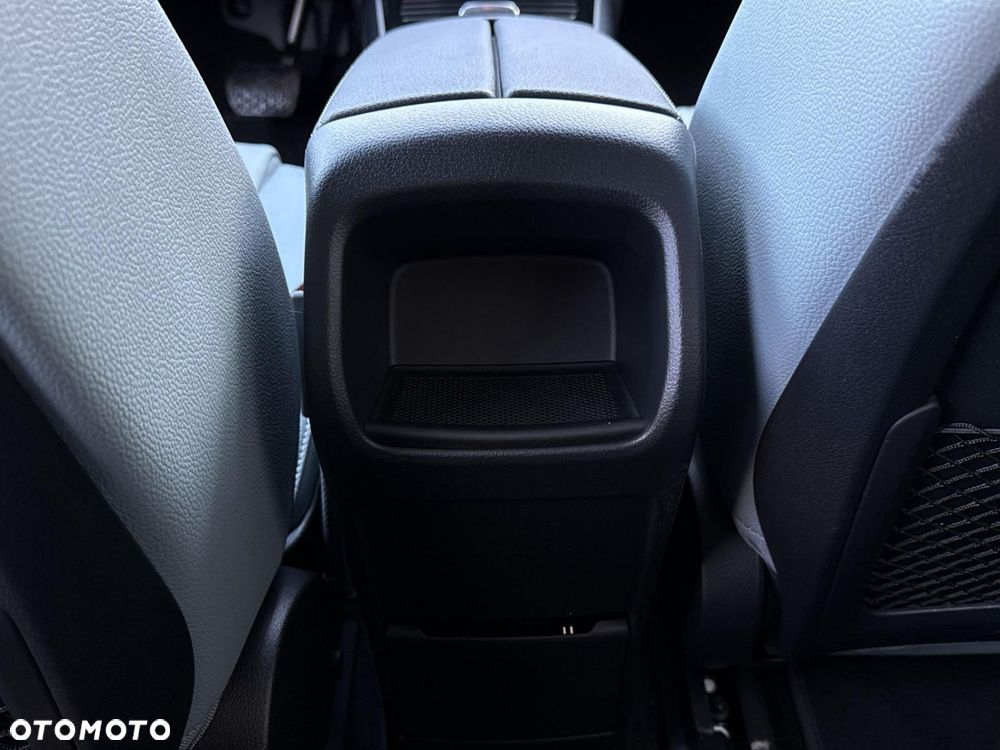 Mercedes-Benz EQA - 18