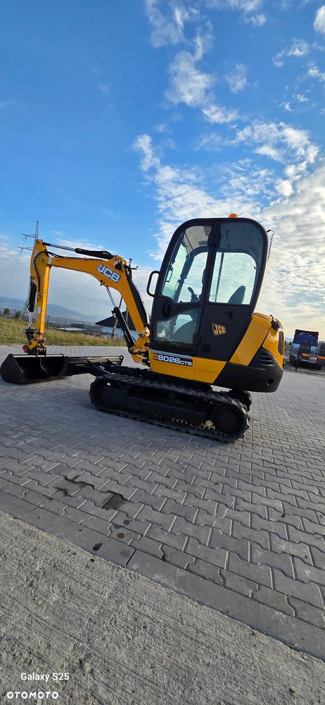 JCB 8026 - 7