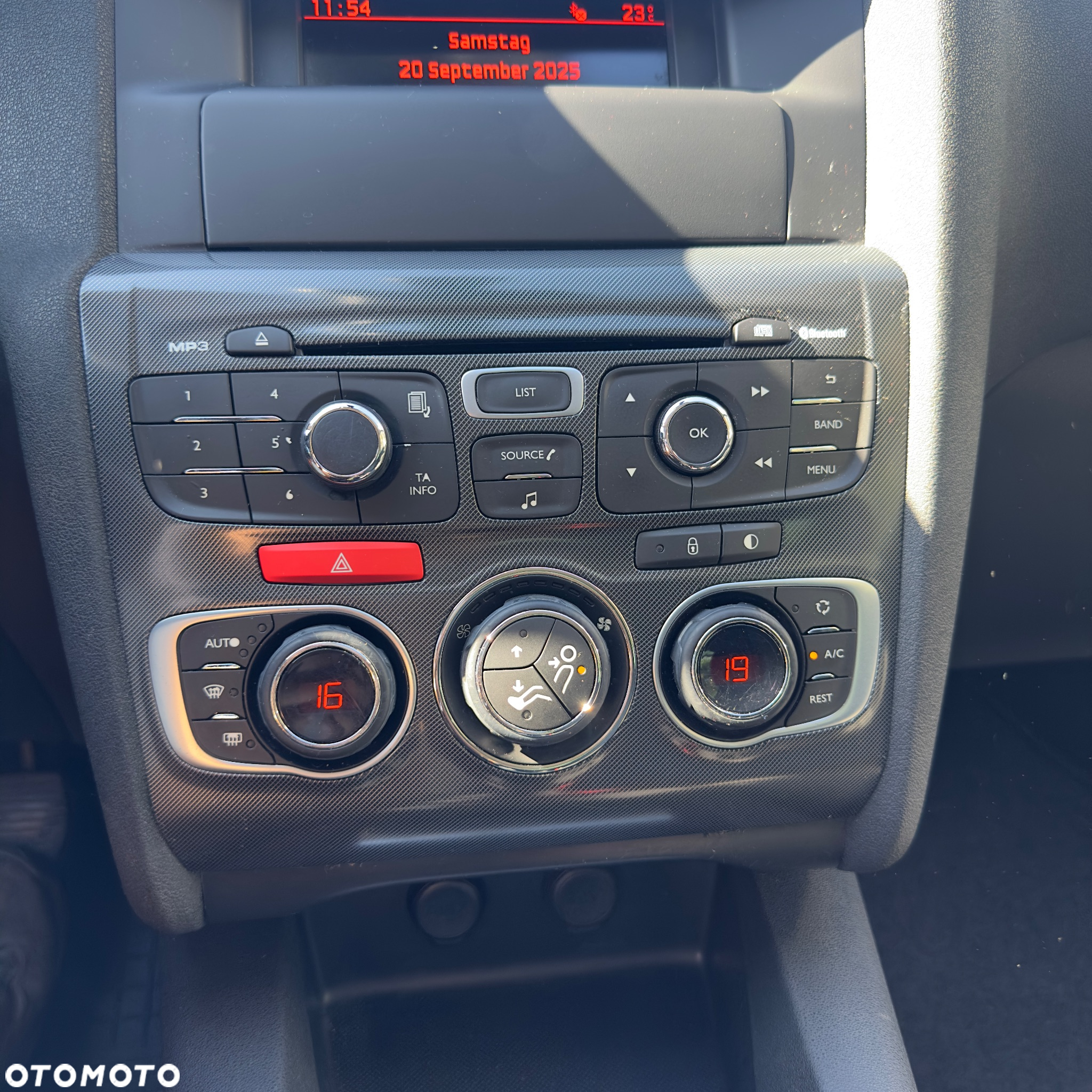 Citroën C4 1.2 e-THP Exclusive - 7