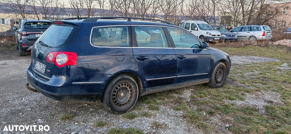 Volkswagen Passat 1.9TDI Comfortline DPF - 13