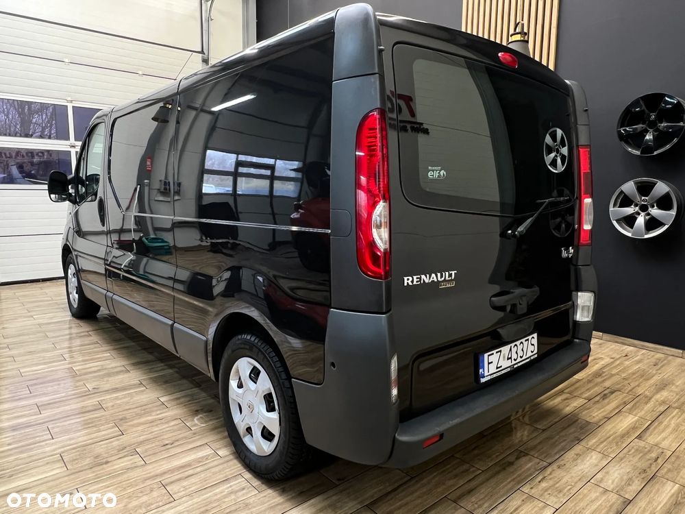 Renault TRAFIC - 10