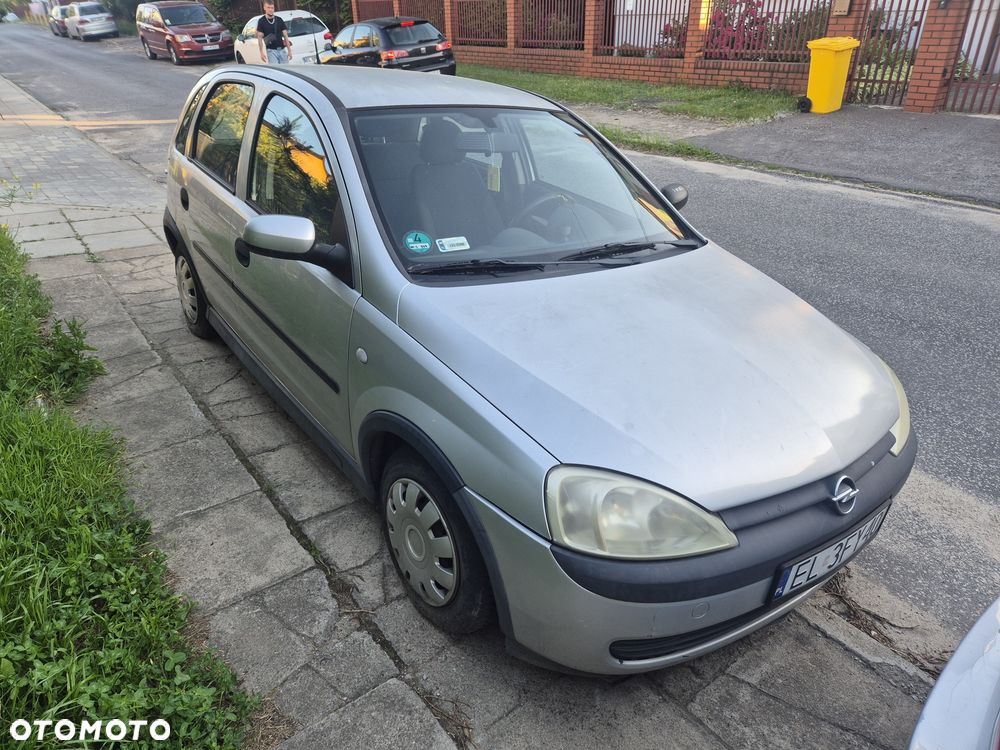 Opel Corsa - 1