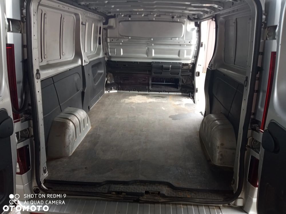 Opel VIVARO - 12