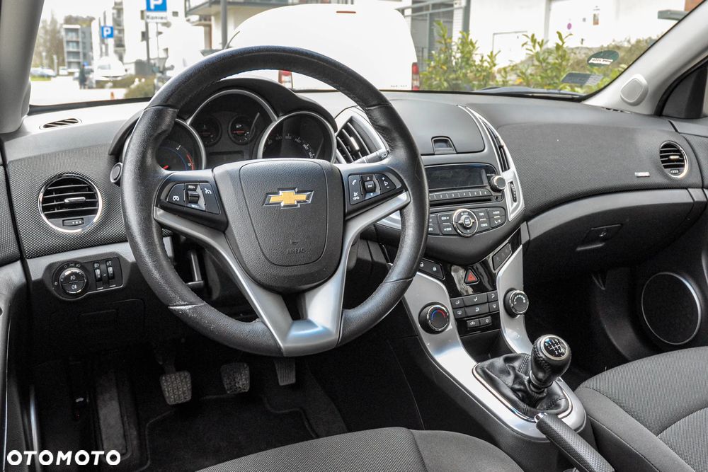 Chevrolet Cruze - 9