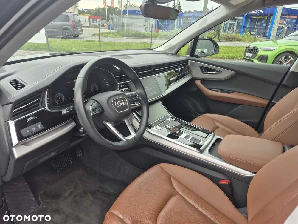 Audi Q7 - 9