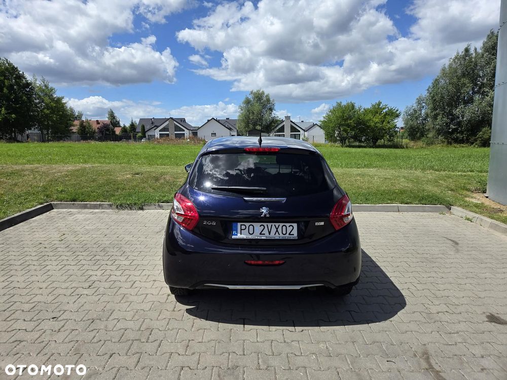 Peugeot 208 ver-e--hdi-fap-115-stop-start-xy - 8