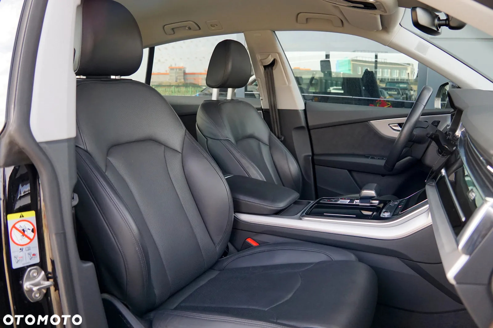 Audi Q8 - 25
