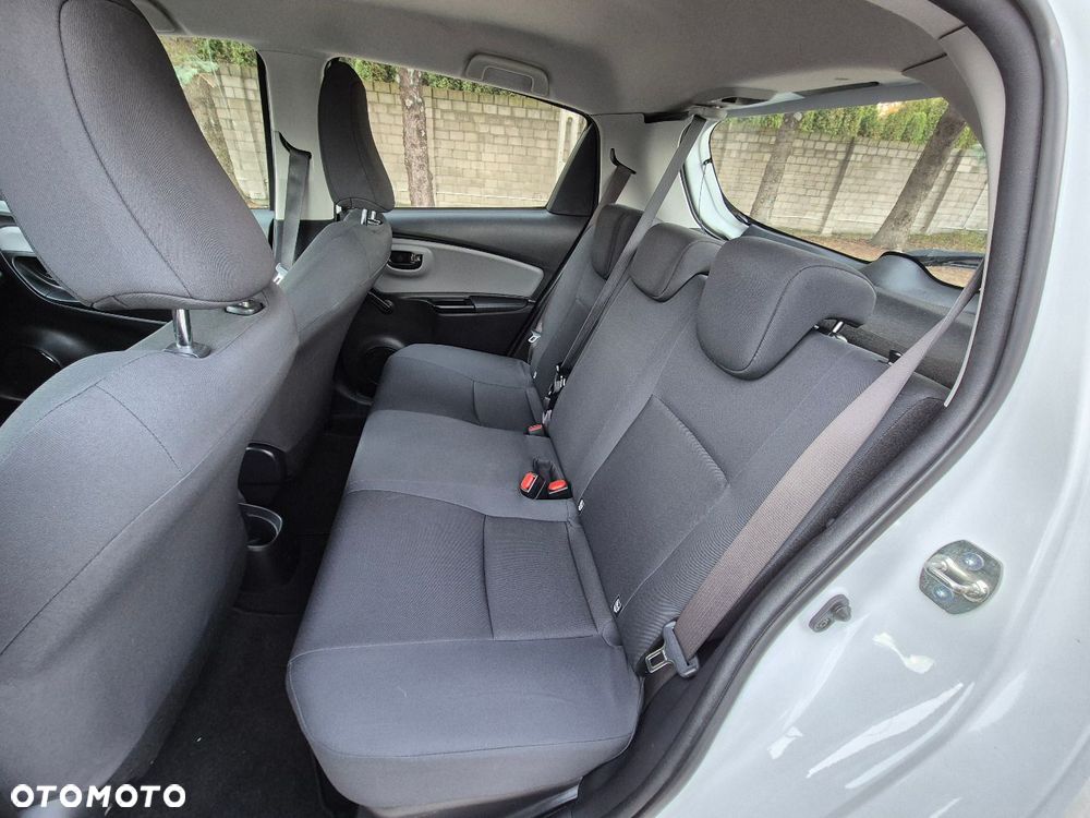 Toyota Yaris - 8