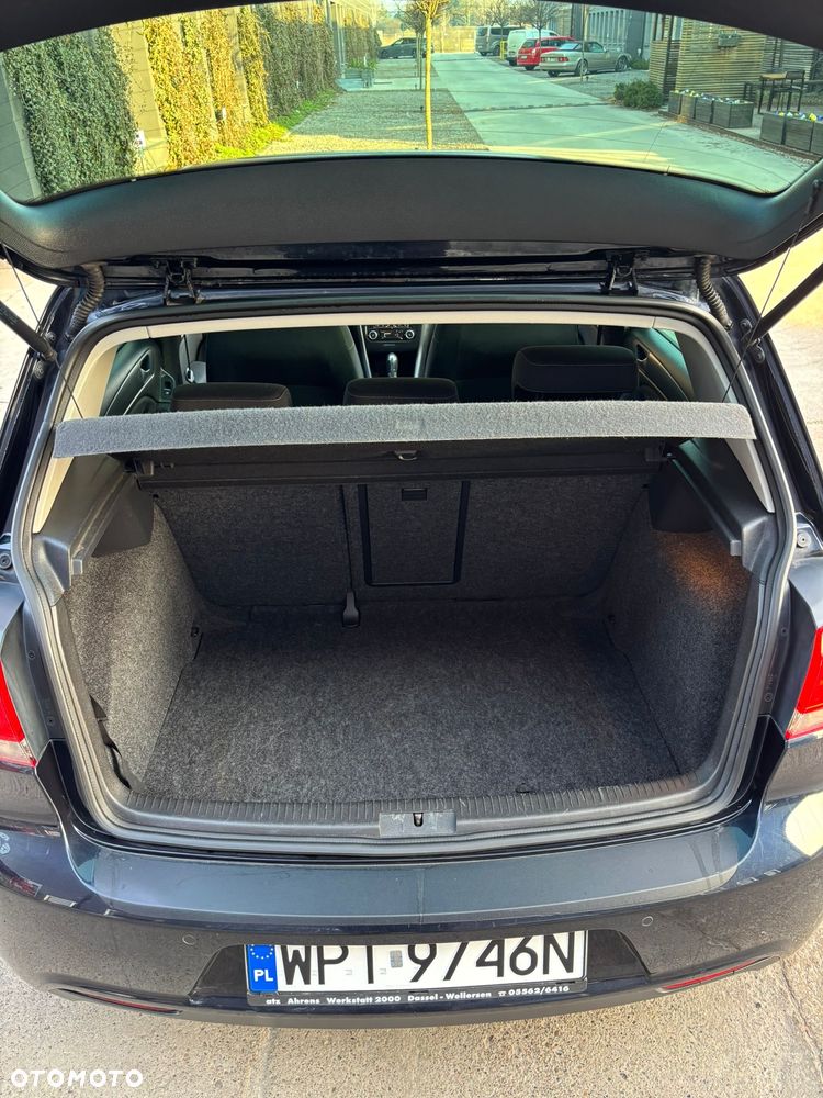 Volkswagen Golf 1.4 TSI DSG Style - 29