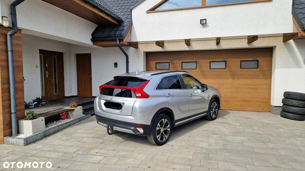 Mitsubishi Eclipse Cross - 8