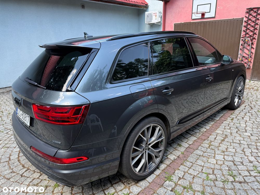 Audi Q7 - 6