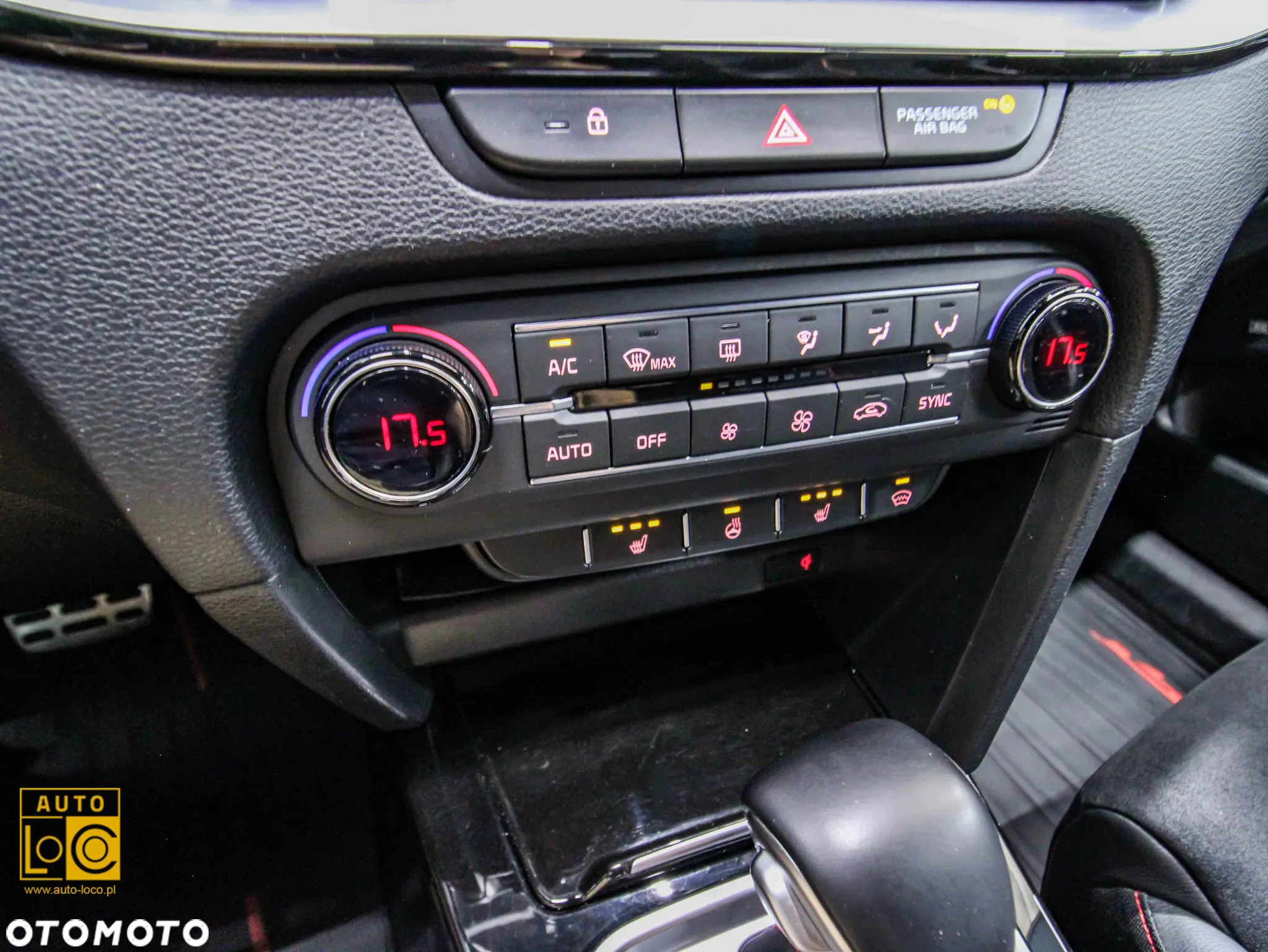 Kia ProCeed 1.6 T-GDI GT DCT - 30