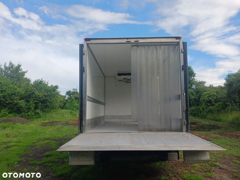 Mitsubishi Canter Fuso 9C18 3.0 180 KM 198 tyś km Izoterma Chłodnia 2019r Mroźnia Agregat Winda KLIMA SALON 230V - 34
