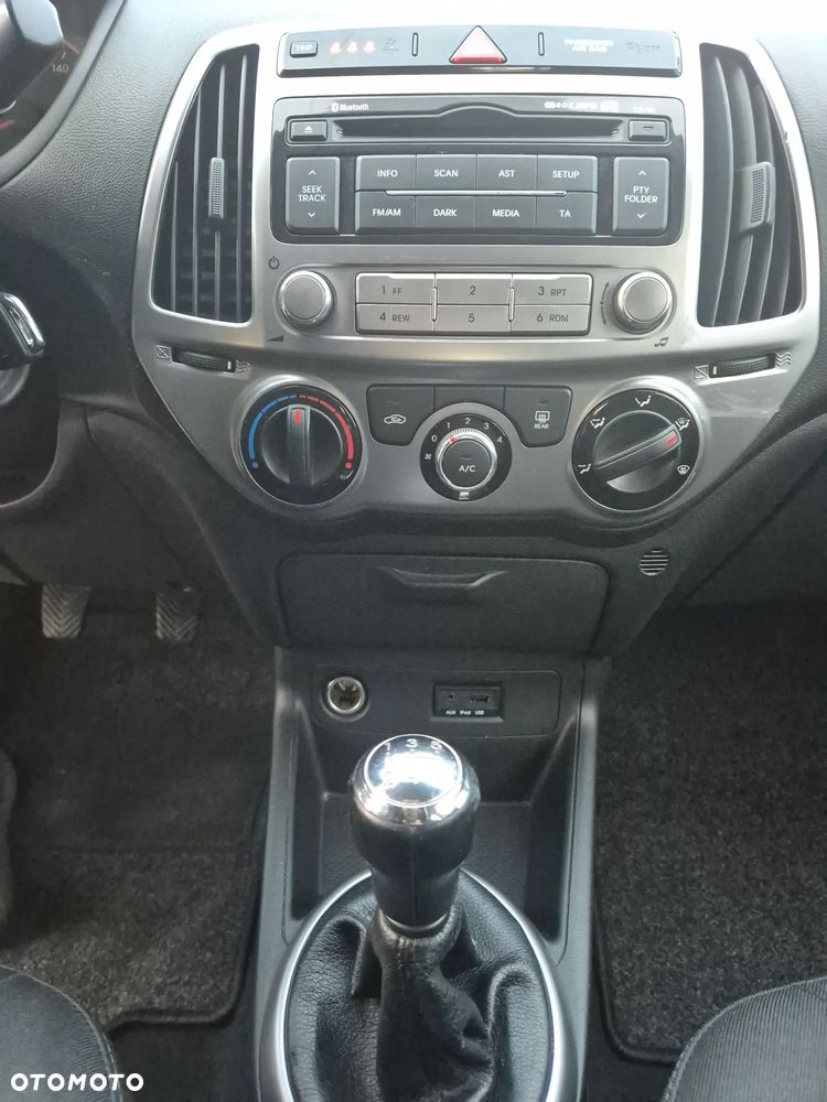 Hyundai i20 1.25 Classic - 28