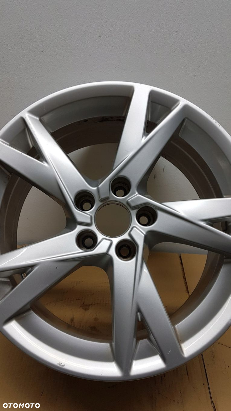 FELGA AUDI A4 B9 8W 7.5Jx17 ET38 - 5