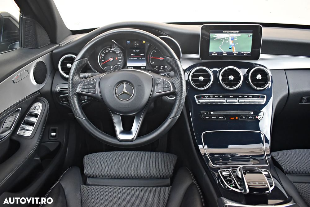 Mercedes-Benz C - 8