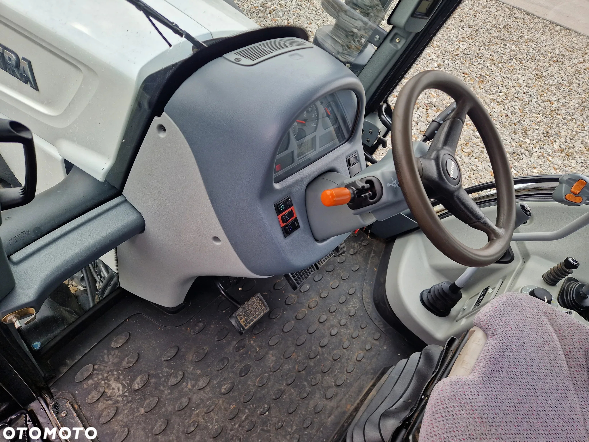 Valtra N103.4 HiTech 5 - 11