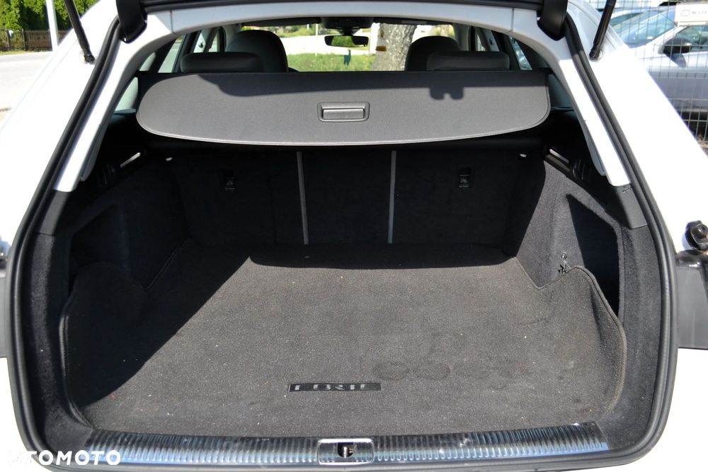 Audi A4 Allroad 2.0 TDI Quattro S tronic - 12