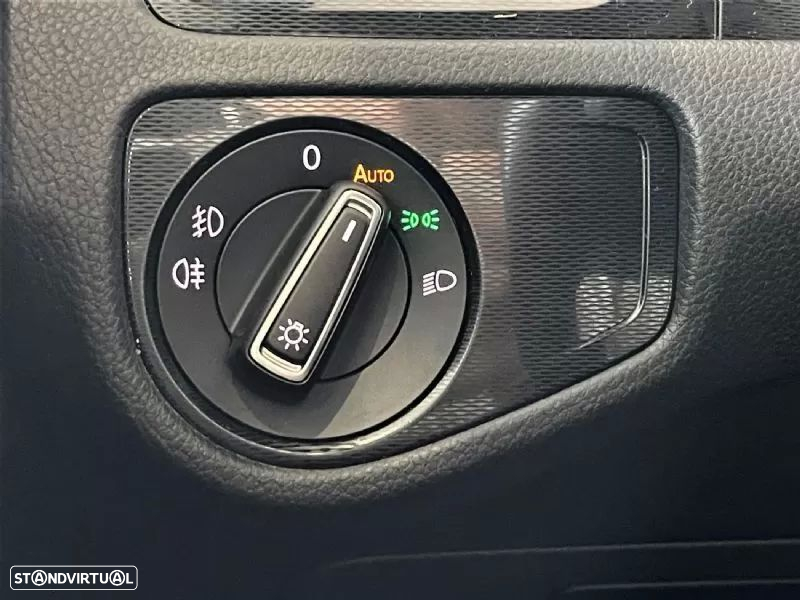 VW Golf - 32