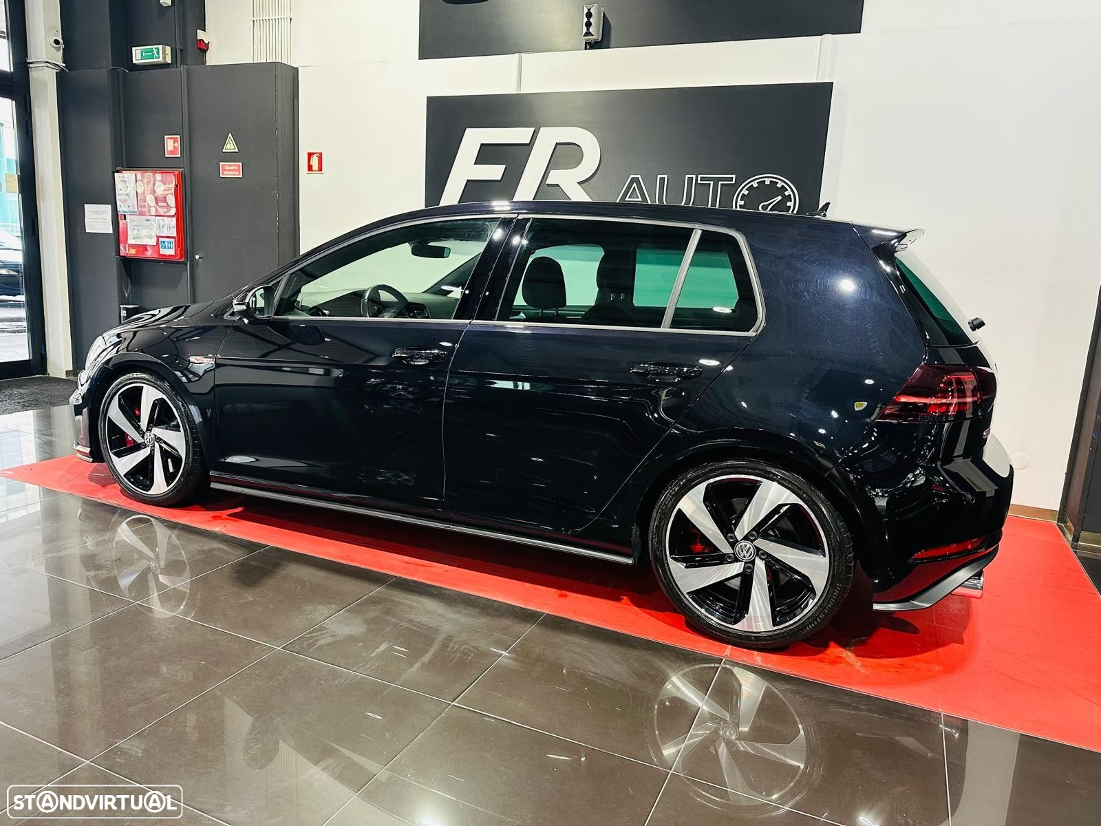 VW Golf 2.0 TSI GTI DSG - 13