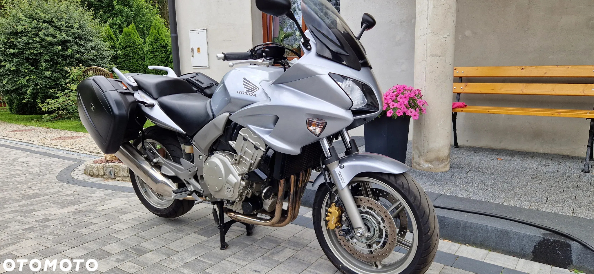 Honda CBF - 3